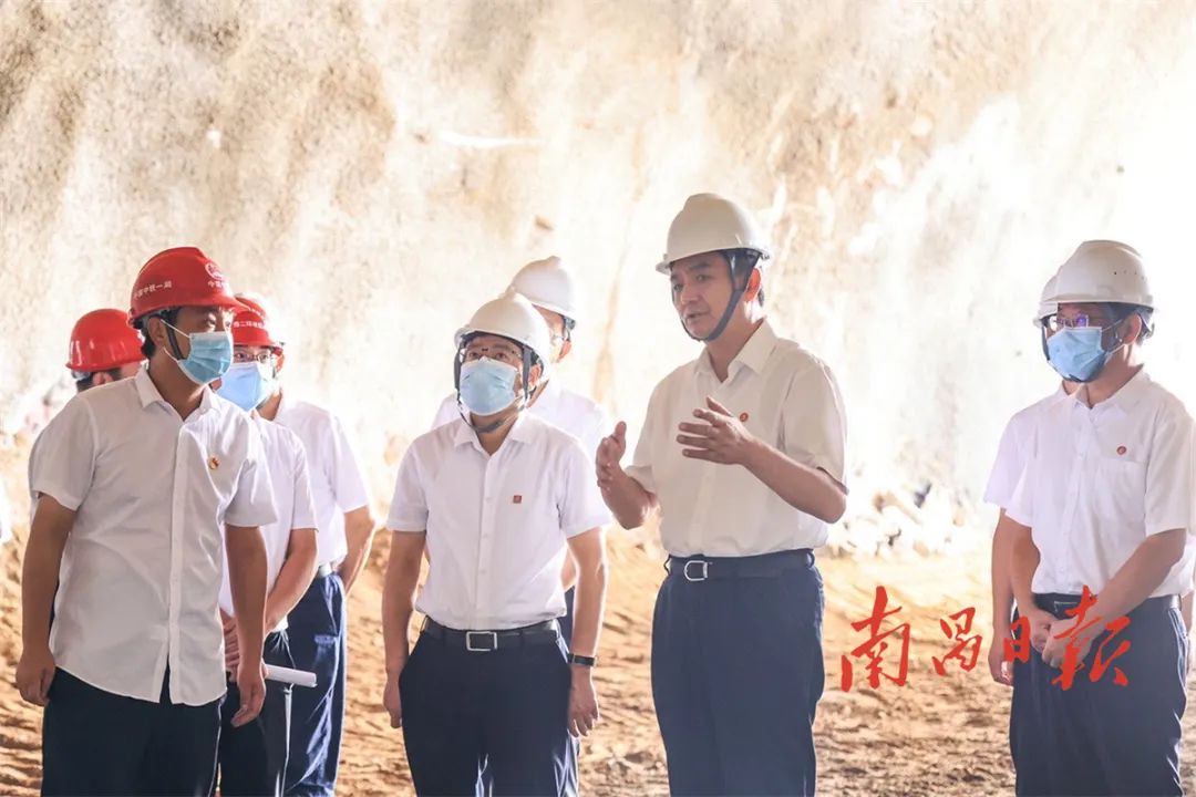 李红军专题调研资阳绕城高速西二环项目建设情况