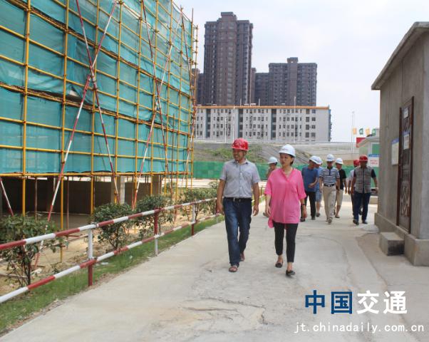 资阳市质监站辅导光临象湖隧路、九洲高架安设房项目查抄领导工作