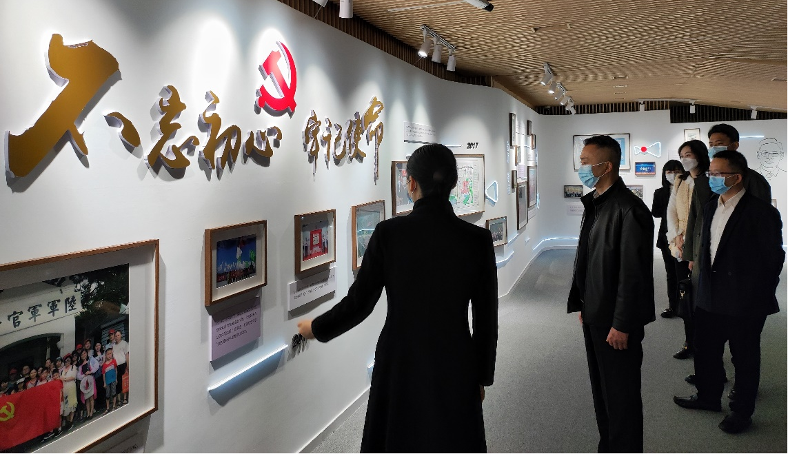 资阳城投集团党委副书记漆永亮一行应邀赴丽江万科——万物云调研进建