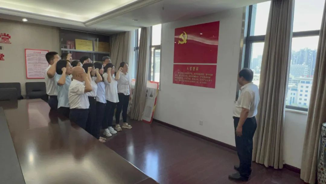 资阳市太阳成集团tyc122cc集团喜迎七一 庆党华诞